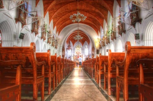 are banks closed Easter open Monday?