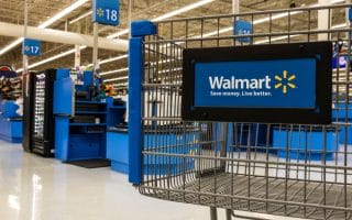 holiday schedule for Walmart