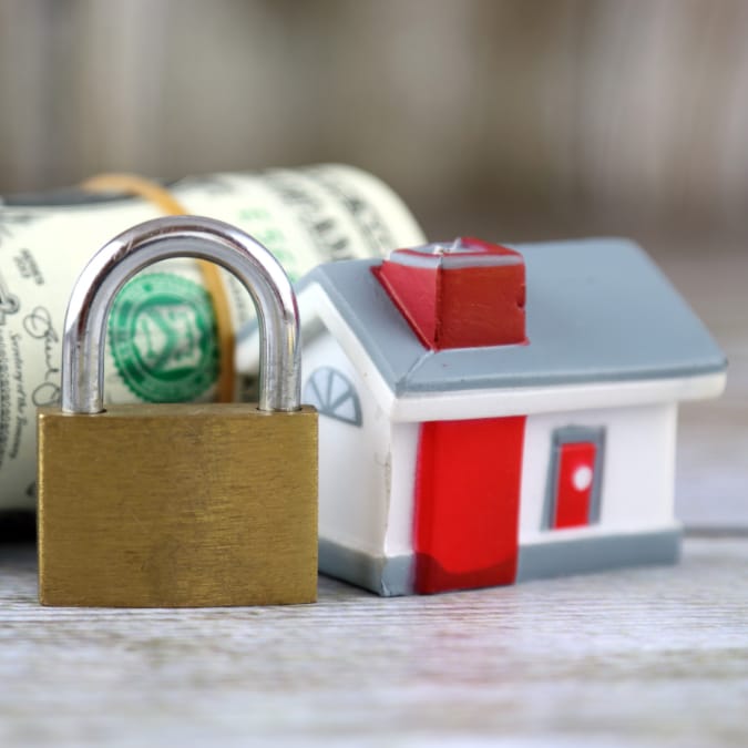 State Farm Insurance hours for different departments