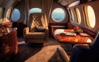 business class vs first class