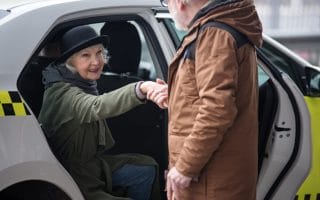 4 Ways to Find Free Transportation for Senior Citizens