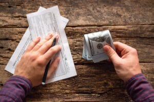 15 Warning Signs of a Scam Targeting Seniors