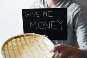 15 Warning Signs of a Scam Targeting Seniors