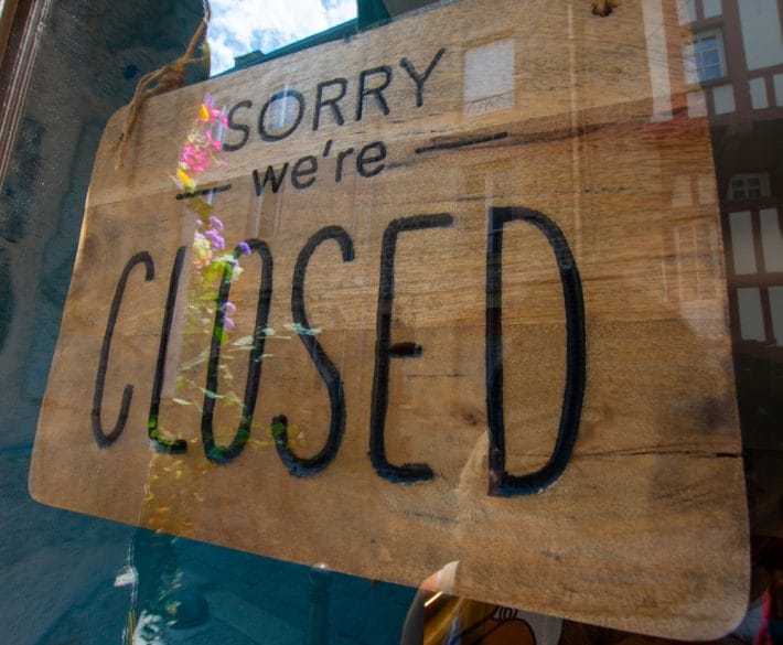 Which Retailers Are Open/Closed on Memorial Day