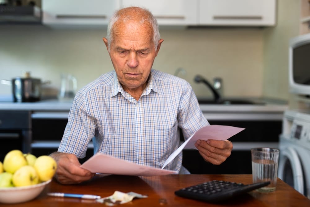 senior losing financial independence