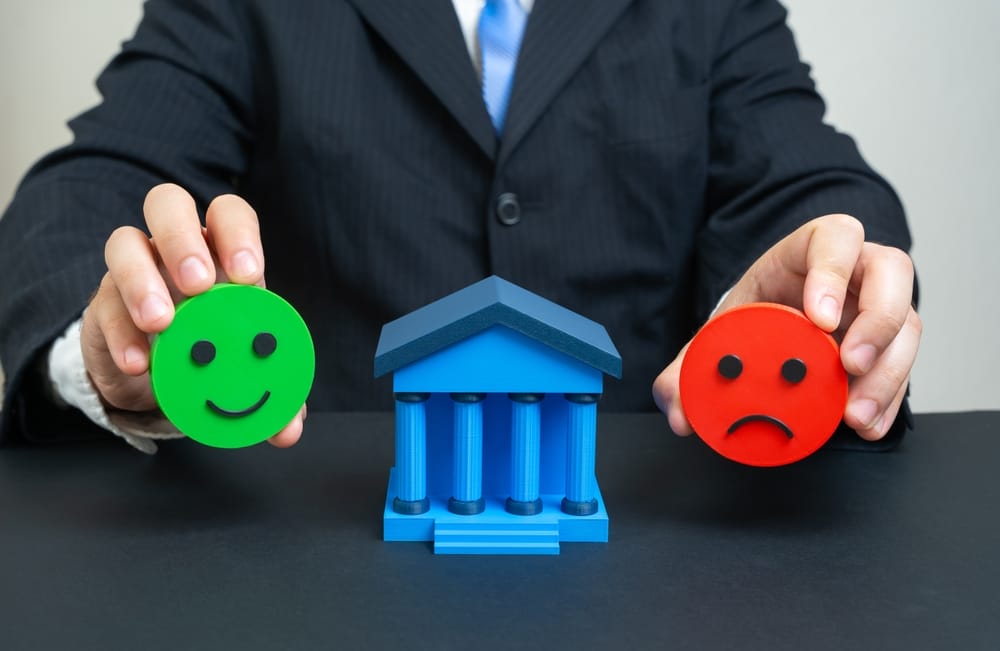 6 Bank Policies That Make Small Mistakes Expensive