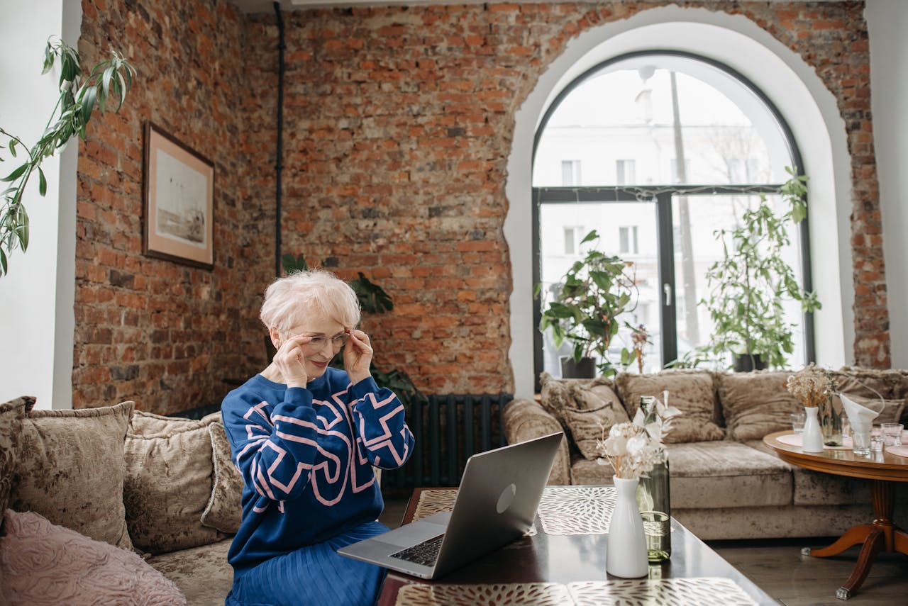 monthly household charges seniors