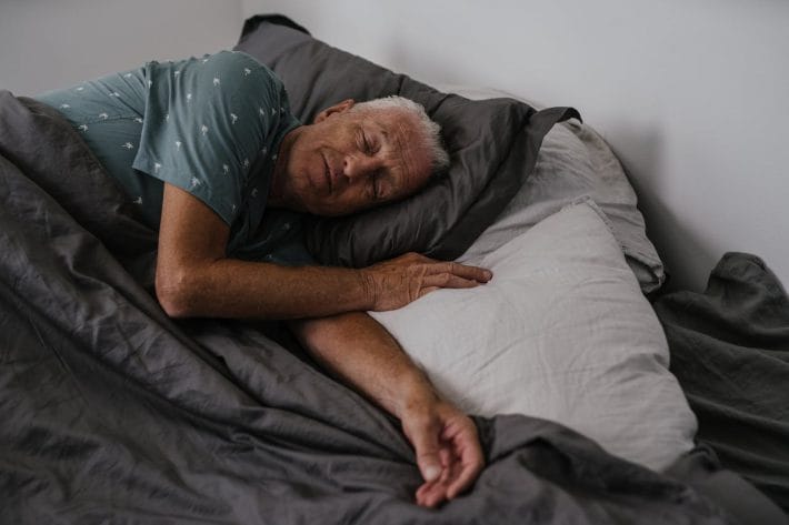 Is Your Bedroom Too Warm? New Study Reveals the Surprising Link Between Sleep Temp and Heart Risk