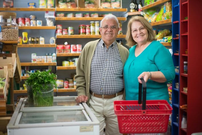 4 Ways Seniors Save ,500 a Year on Groceries Using Verified Discount Programs