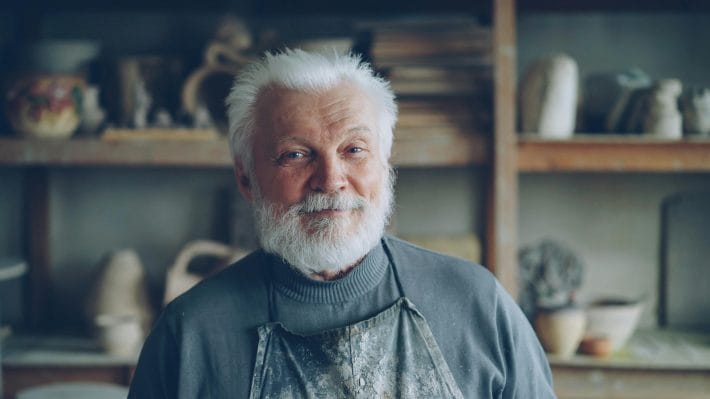 hobbies that make money for seniors