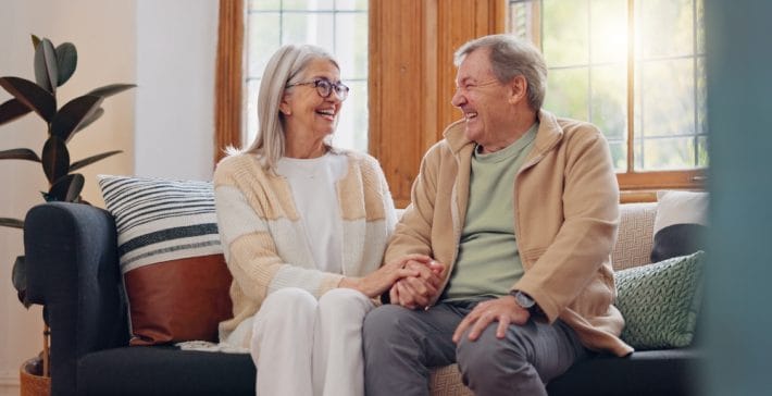 7 ‘Meet-Cute’ Spots for Seniors: Why Real-World Social Hubs Are Growing in the 2026 Authenticity Movement